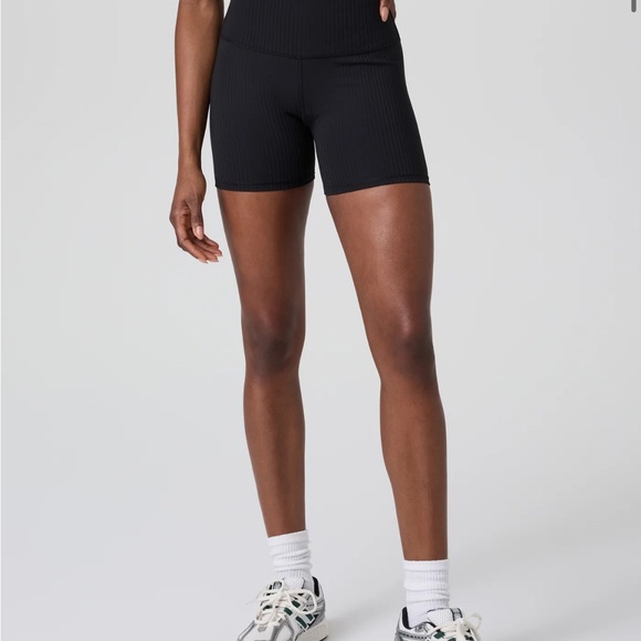 Vuori Inversion Ribbed Biker Shorts - Picture 1 of 5